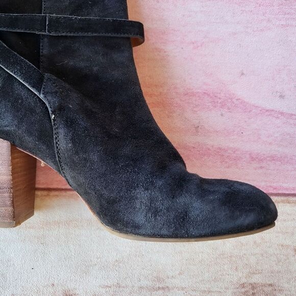 & Other Stories Black Suede Leather Buckle Block Heel Ankle Booties Women's 9US - Picture 6 of 11